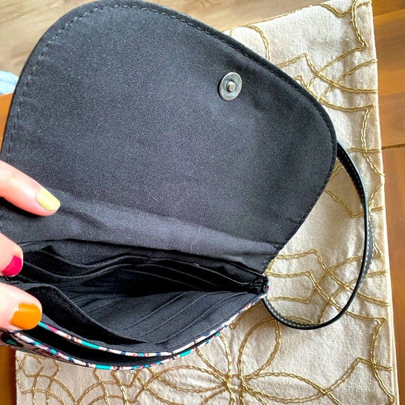 Rosetti cross body purse - Picture 2 of 3